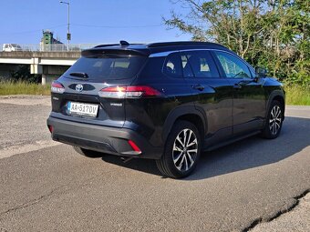 Toyota Corolla Cross 2.0 Hybrid Executive 4x4 • Záruka • - 4