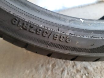 Letne 235/35 r19 - 4