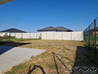 BOSEN |  3izb Rodinný dvojdom v štandarde a vlastným parkova - 4