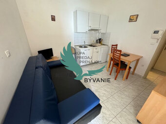 Na predaj: Jedinečný apartmán v Sukošane – Prvý rad pri mori - 4
