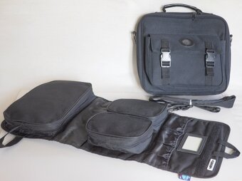 Taška na notebook a púzdro na hygienické potreby. - 4