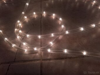 Predam 2 vianocne stromceky + svetelna retaz(dekoracia) - 4