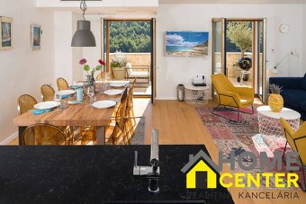 NA PREDAJ LUXUSNÁ kamenná vila / 250 m² / na ostrove HVAR - 4