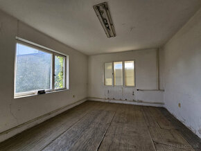 RD v Topoľčanoch - priemyselná zóna - ZNÍŹENÁ CENA - 4