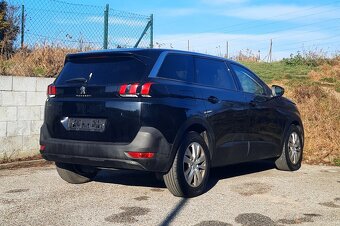 Predám Peugeot 5008 1.5 BlueHDi 130k Active (7-miestne) - 4