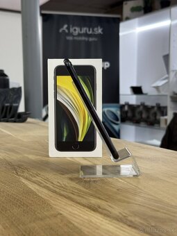 iPhone SE 2020 Black 64GB - 4