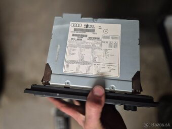 Predám originál Autorádio pre Audi RNS - E - 4