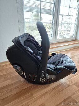 Kiddy Evolution Pro 2 + základňa – autosedačka (vajíčko) 0–1 - 4