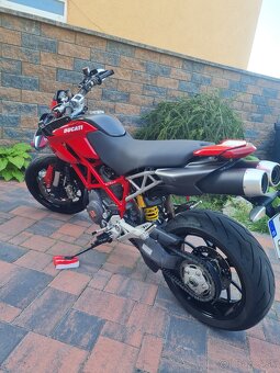 Ducati Hypermotard 1100 V2 - 4