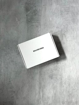 BALENCIAGA tee - 4