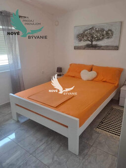 Exkluzívne dom s dvoma apartmánmi len 250m od mora v Chorvá - 4