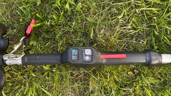Krovinorez Makita DUR190LZX3 - 4