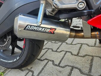 Honda CBR650R - 4
