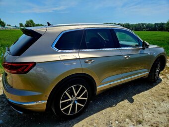 Na predaj Volkswagen Touareg 3.0 V6 - 4