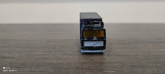 Matchbox Superfast MB 62 Volvo container truck "Cool paint - 4