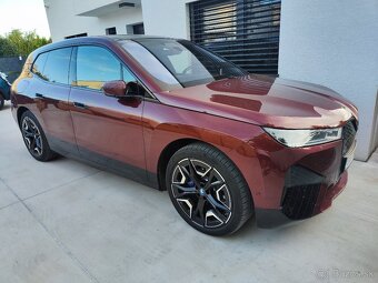 IX xDrive 50, fuul výbava - 4