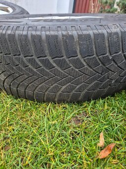 Predam 4ks elektrony s gumami - 4