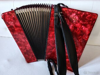 Predam akordeon Weltmeister Caprice 96 bas. - 4