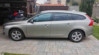 Volvo V60 Kinetic D4 140kw, edrive M.6 - 4