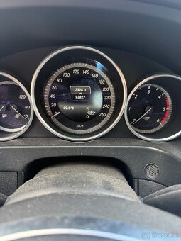 Predám Mercedes tr E - 4