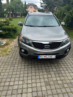 KIA Sorento AWD - 4