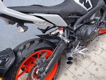 Yamaha MT 09 - 4