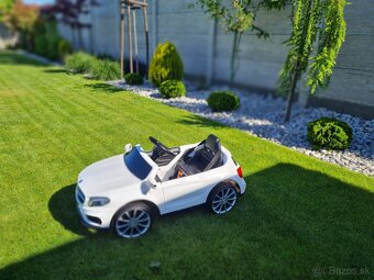 Mercedes AMG GLA45 - 4