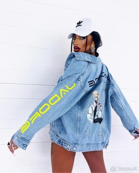 Oversize damska denim predlzena bunda s potlacou NOVA - 4