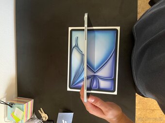 iPad Air 13" Wi-Fi 128GB Modrý (2024) + Apple Pencil Pro - 4