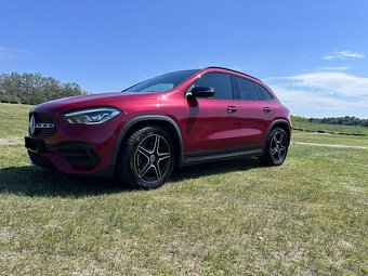 Mercedes-Benz GLA 200d - 4