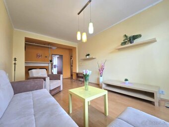 Väčší zariadený 2-izb. byt 56m² blízko CENTRA / Južná trieda - 4