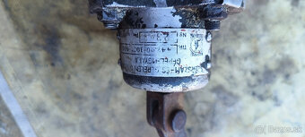 Hydraulický ovládač - 4