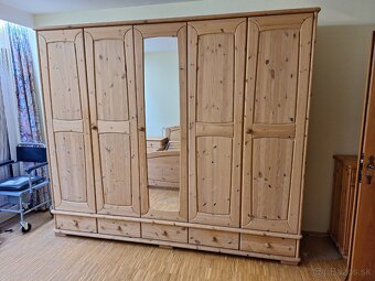 CELODREVENÁ SPÁLNA - 4