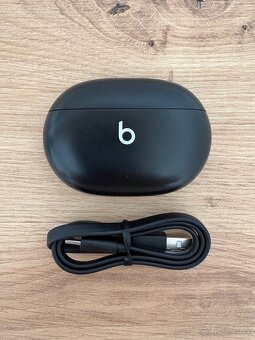 Beats Studio Buds - čierna farba - 4