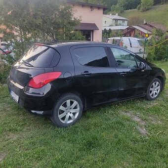 Peugeot 308 - 4