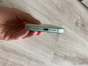 iPhone 15 128GB - 4
