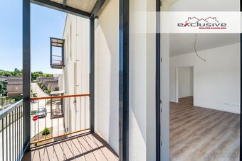 3 IZBOVÝ BYT – TRNKOV, 69 M², PARKOVACIE STÁTIE - 4