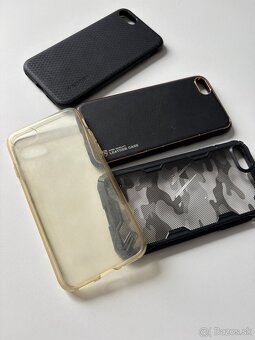 iPhone SE 2020 64GB cierny + novy kabel + nove sluchadla - 4
