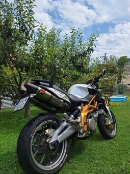 Aprilia Shiver 750 - 4