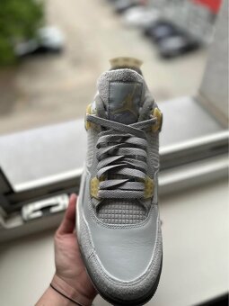 Air Jordan 4 Retro SE Craft “Photon Dust” - 4