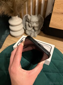 Apple  - iPhone 15 (v záruke) 128GB - 4