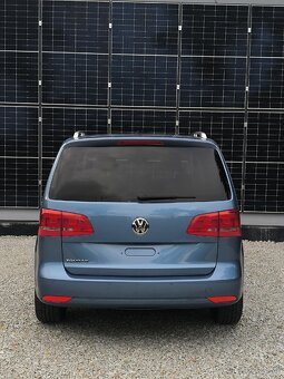VW Touran 2.0TDi 103kw | Ťažné | VELKÝ SERVIS | MANUÁL - 4