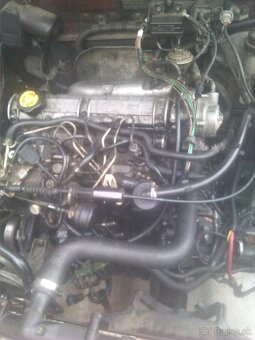 Rozpredam Volvo V40 a S40 - 4