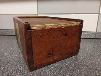 Vojenska bednicka+stara skrinka - 4