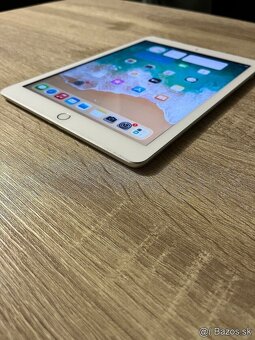 9.7” tablet iPad 5.generacia 32GB Silver TOP stav - 4