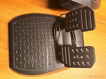 Predám herný volant Thrustmaster Ferrari xbox,pc - 4