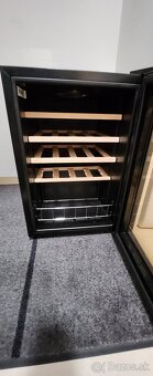 Vinoteka Dunavox DXFH 20.62 - 4