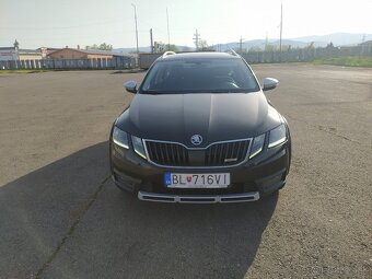 Škoda Octavia Scout 2.0 TDI 4x4 135kw - 4