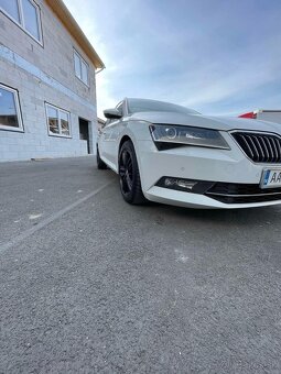 Škoda Superb 2.0 - 4