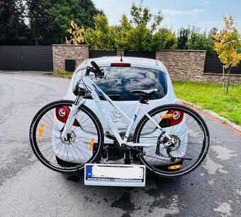 OPEL CORSA so zabudovaným nosičom na bicykle - 4